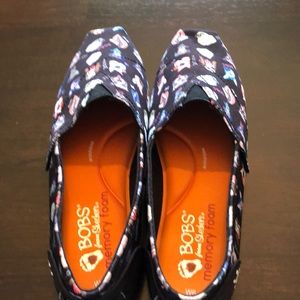 NWOT Bobs from Skechers posh pup
